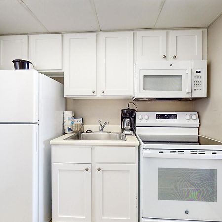 Camelot By The Sea - Oceana Resorts Vacation Rentals Myrtle Beach Exteriör bild